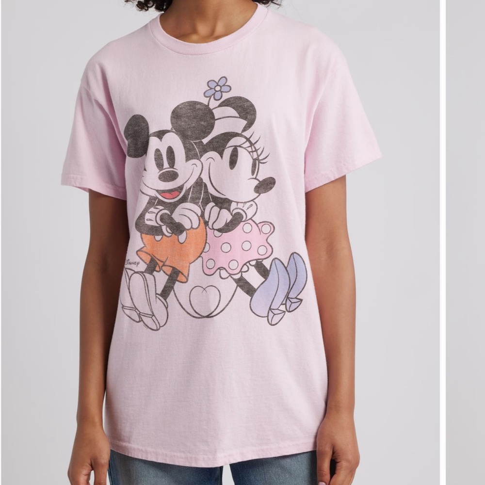 Mickey and Minnie cotton graphic tee - XL worn once